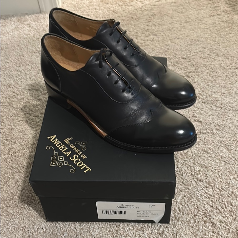 Mr. Evans Wingtip - Women’s